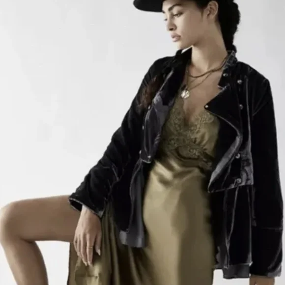 Free People Faye Velvet Jacket Women's Size Extra Small Ebony Military - Picture 2 of 16